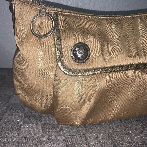 Vintage Gold Coach Poppy Shoulder Bag - Picture 2 of 13